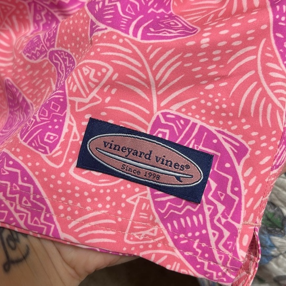 EUC Vineyard Vines Men’s Geometric Nautical Fish Swim Trunks Medium - Picture 3 of 4